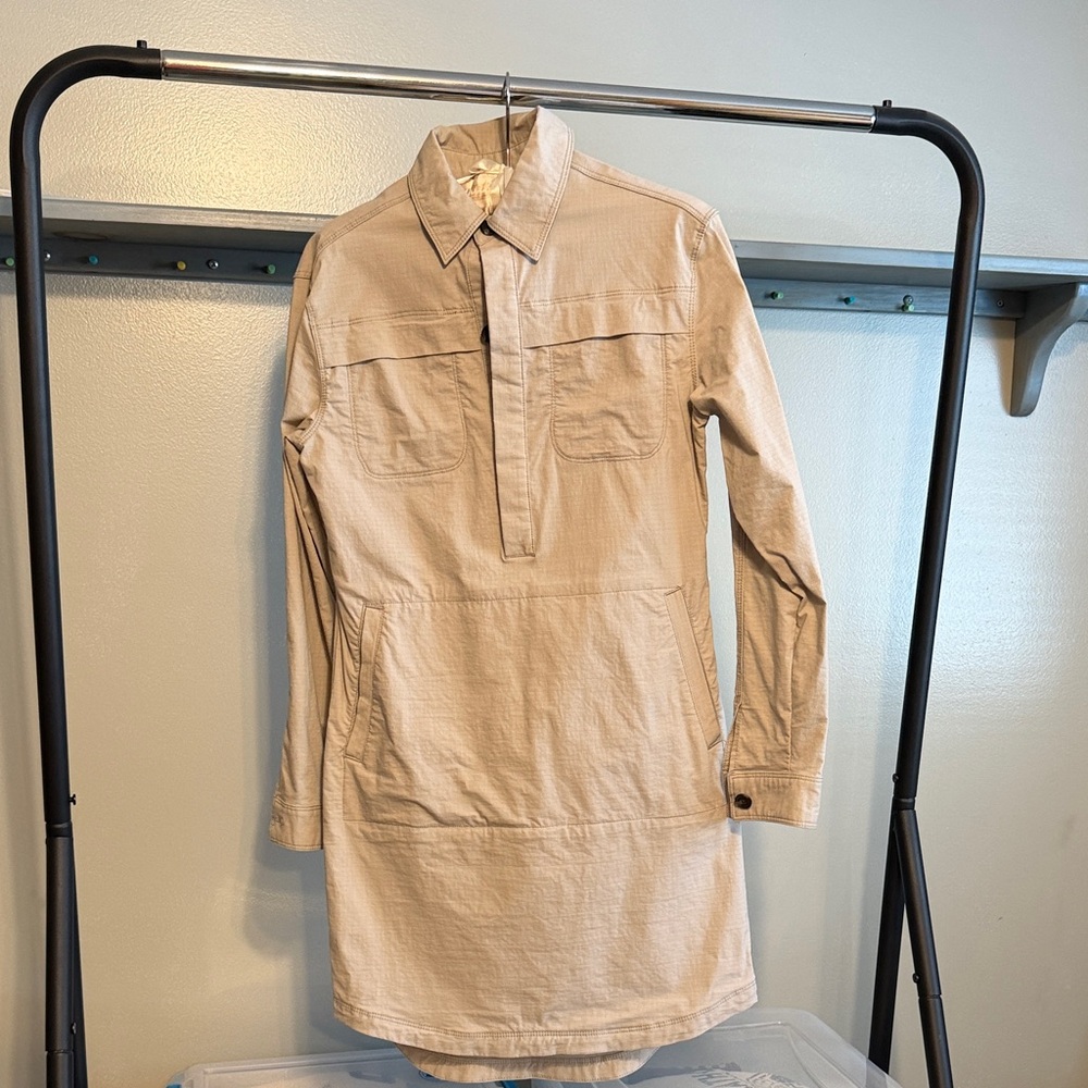 Title Nine Women’s off white utility dress.